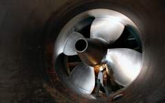 Besichtigung der offenen Turbine im Kraftwerk Ruppoldingen